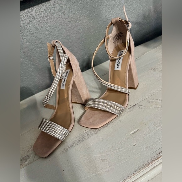 Steve Madden Rhinestone Blush Block Heel ✨ - Picture 6 of 6